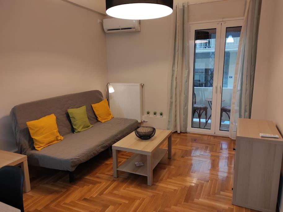 Alexandra 's Apartment *